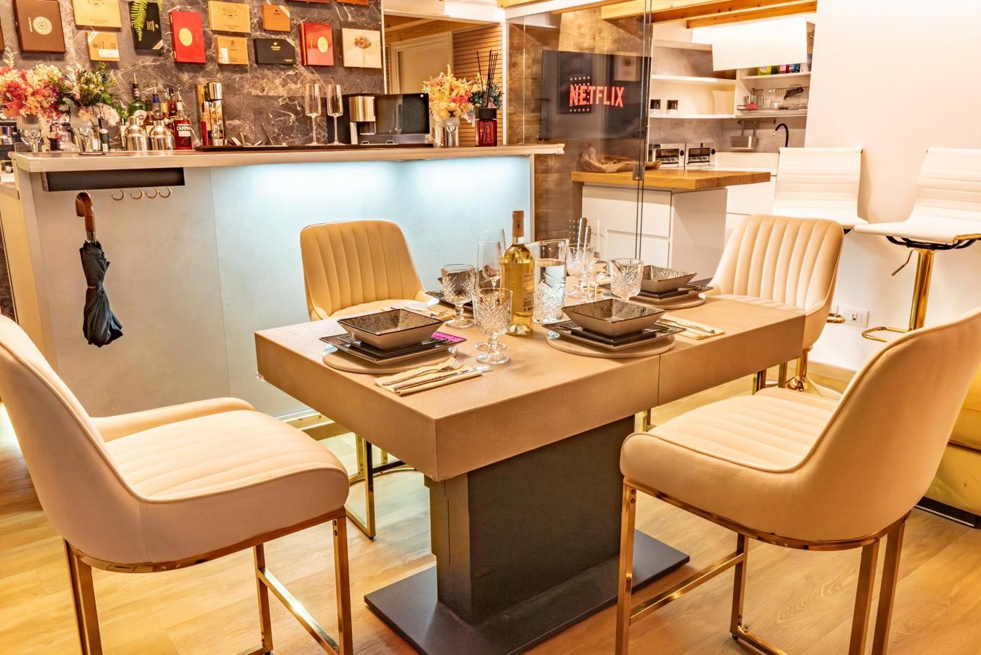 Luxe & Central Haven - Jacuzzi, Sauna, Steam, Private Parking Como Eksteriør billede